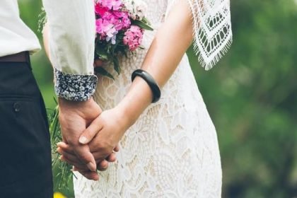 MENGAPA BELUM MENIKAH?