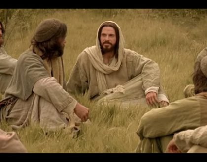 KARENA DIA HIDUP, BERSUKACITALAH!