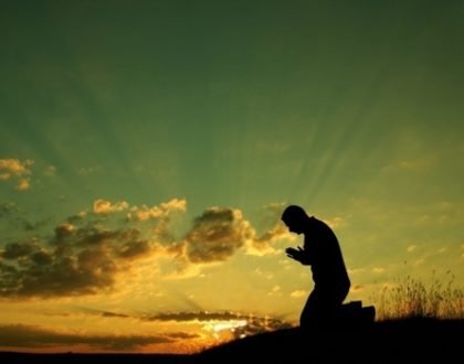 JANGAN MENIPU DIRIMU SENDIRI