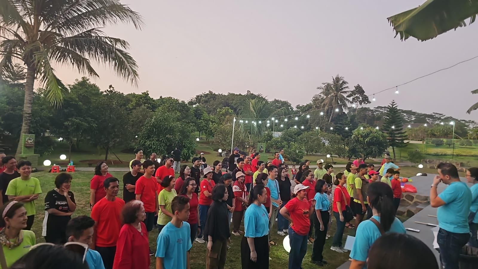 Mengasihi Persekutuan